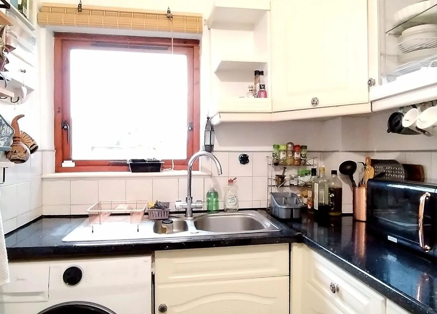Home Away Home Near Heathrow Airport Cowley  0*, Cowley (Greater London)